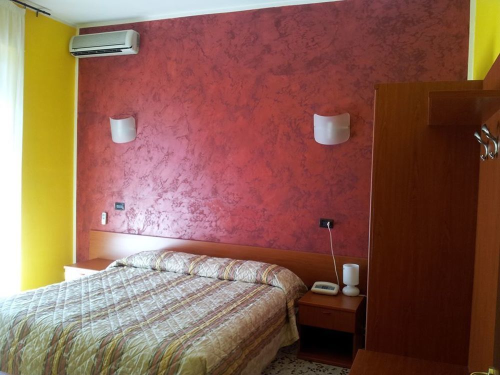 Hotel Frejus Collegno Exterior photo